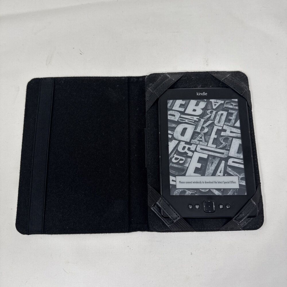 Amazon Kindle (4th Gen.) D01100 - 2GB - Wi-Fi - 6" eReader - Works!!! Read!